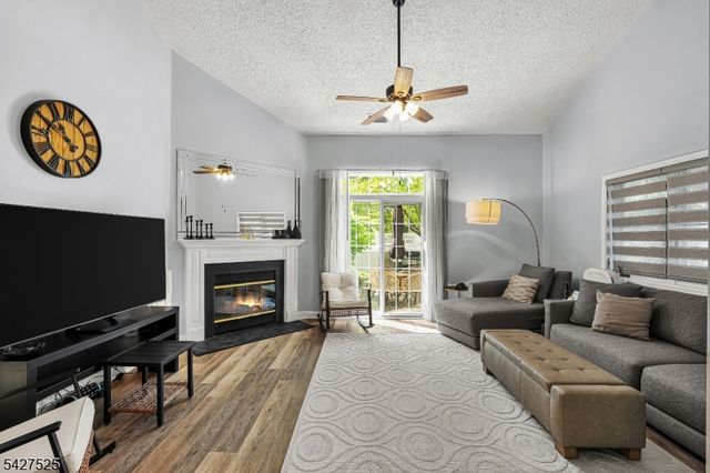 53 Winthrop Rd G, Monroe Twp., NJ 08831
