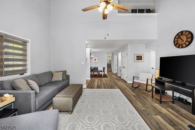 53 Winthrop Rd G, Monroe Twp., NJ 08831