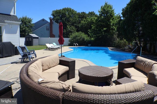 5 BROMPTON PL, Cherry Hill, NJ 08003
