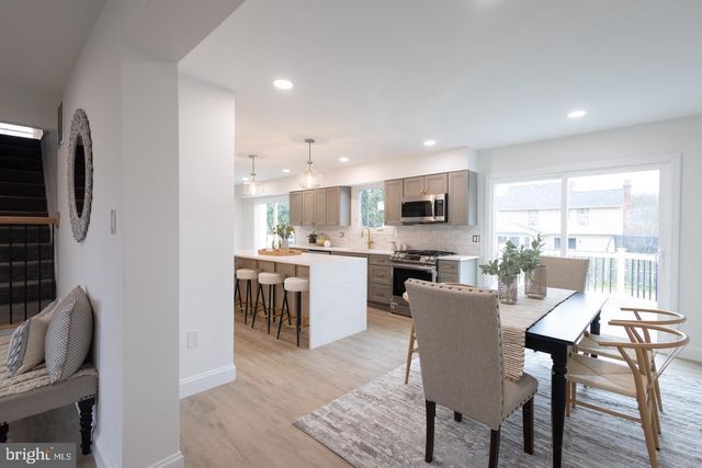 5 BROMPTON PL, Cherry Hill, NJ 08003