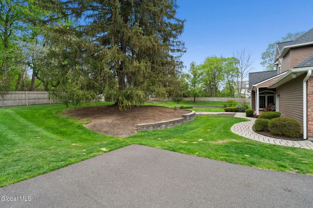 1 Sage Estate, Menands, NY 12204