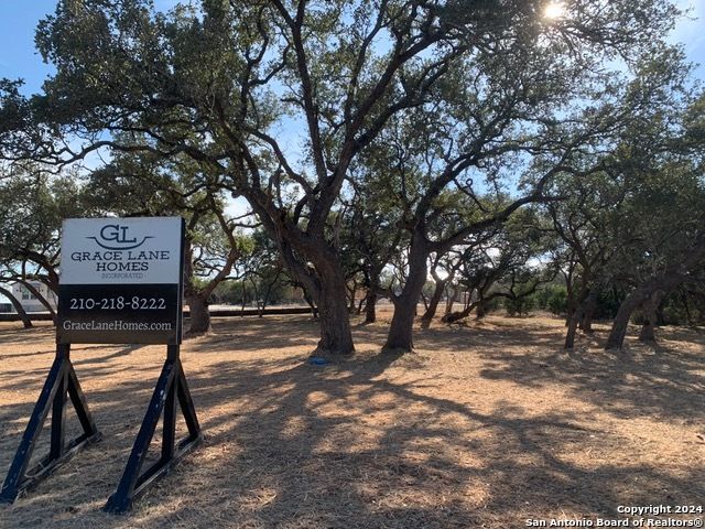 950 BELLE OAKS BLVD, Bulverde, TX 78163