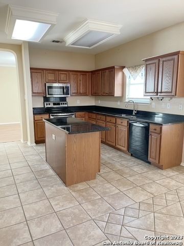 8815 Redwood Bend, San Antonio, TX 78023