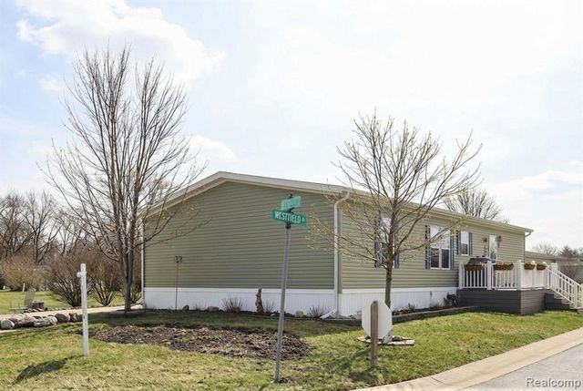 501 Kinloch, Temperance, MI 48182