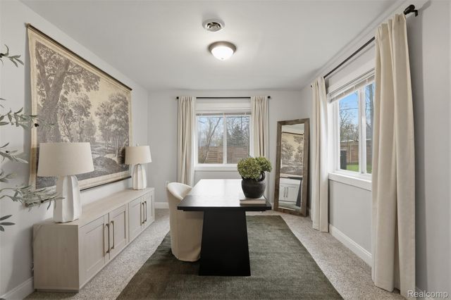 28042 Brentwood Street, Southfield, MI 48076