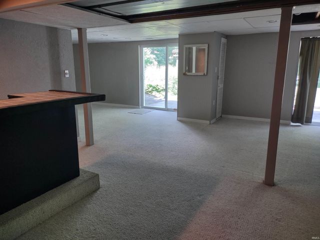 12 Shore Manor Drive, Bristol, IN 46507