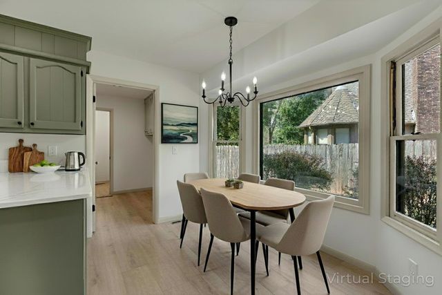 3249 N Hood Ct, Wichita, KS 67204