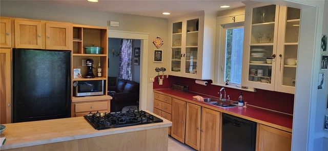 146 Lexington Avenue, Cranston, RI 02910