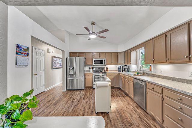 111 Barrington CT, Hardy, VA 24101