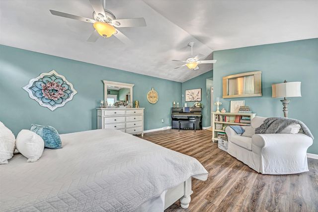 111 Barrington CT, Hardy, VA 24101