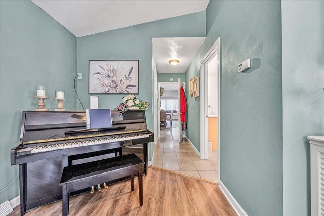 111 Barrington CT, Hardy, VA 24101