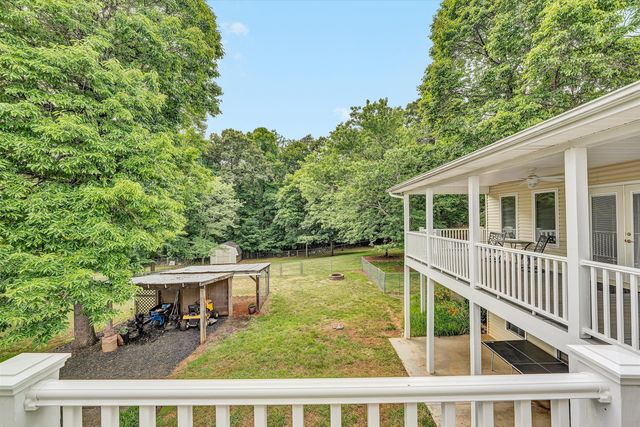 111 Barrington CT, Hardy, VA 24101