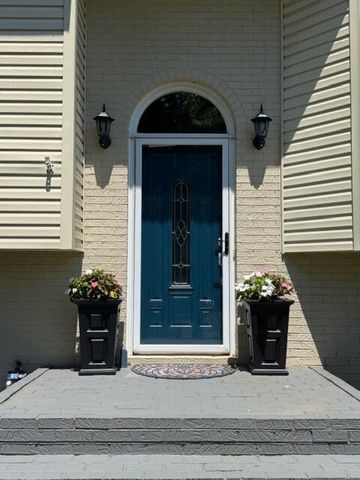 111 Barrington CT, Hardy, VA 24101