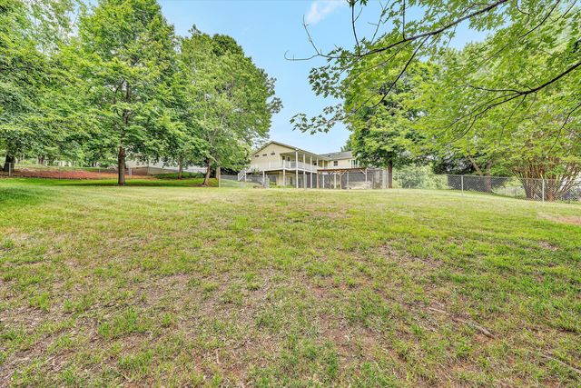 111 Barrington CT, Hardy, VA 24101