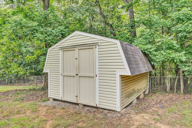 111 Barrington CT, Hardy, VA 24101