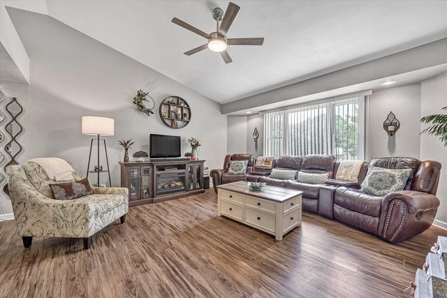 111 Barrington CT, Hardy, VA 24101