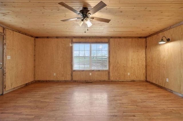 602 Mandeville Road, Carrollton, GA 30117