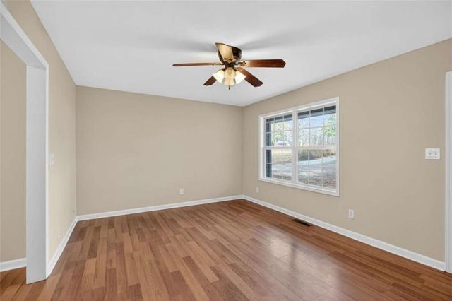 602 Mandeville Road, Carrollton, GA 30117