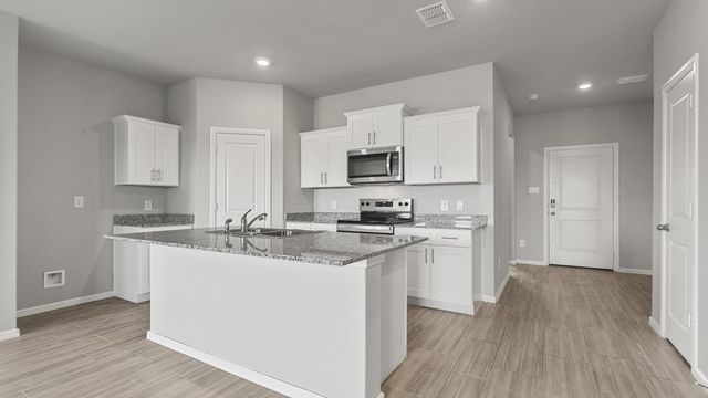 277 CAL FORD Drive, Fort Worth, TX 76247