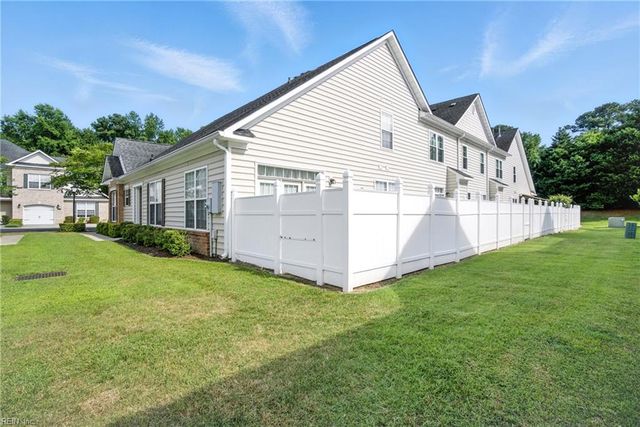 421 Fieldstone Glen WAY, Virginia Beach, VA 23454