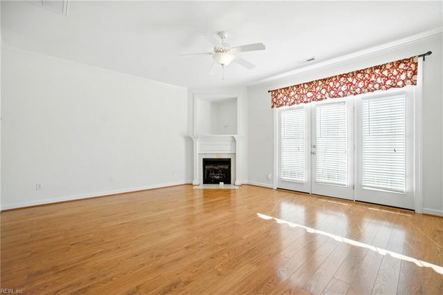421 Fieldstone Glen WAY, Virginia Beach, VA 23454