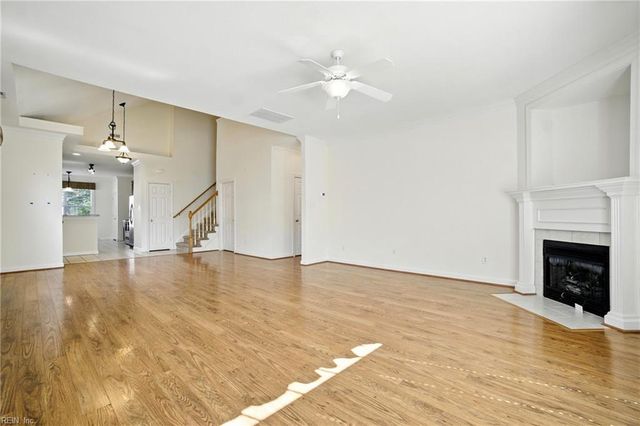 421 Fieldstone Glen WAY, Virginia Beach, VA 23454