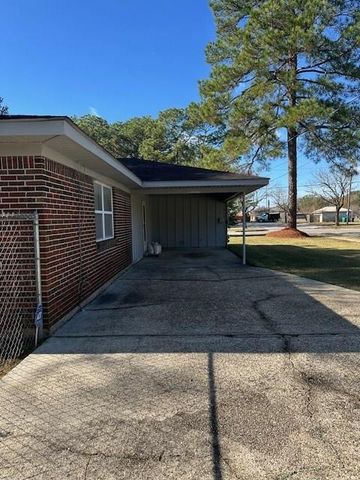 714 James Street, Saraland, AL 36571