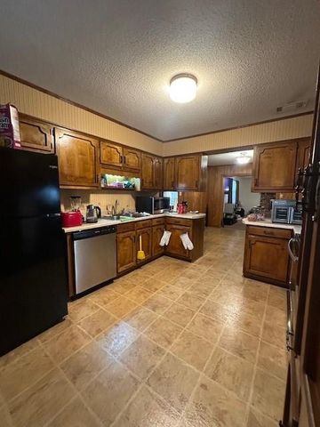 714 James Street, Saraland, AL 36571