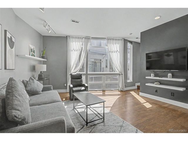 2115 W 32nd Ave 3, Denver, CO 80211