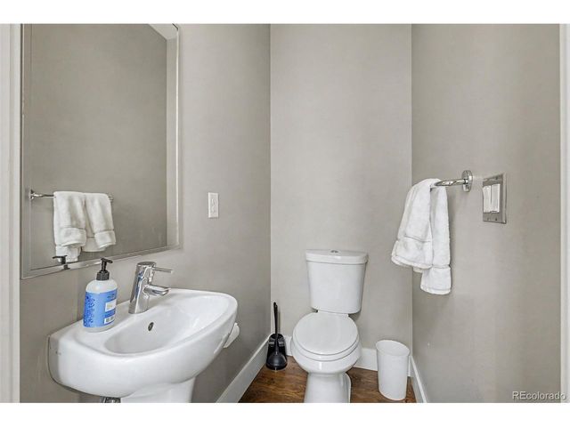 2115 W 32nd Ave 3, Denver, CO 80211