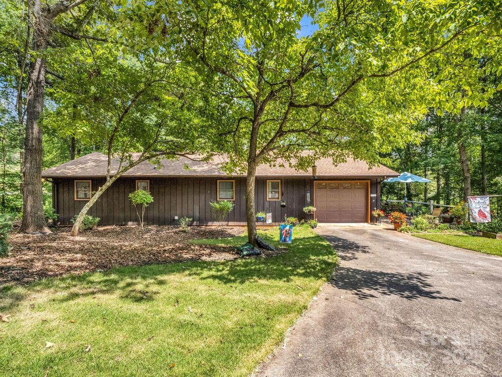 125 Old Millstream Lane, Forest City, NC 28043