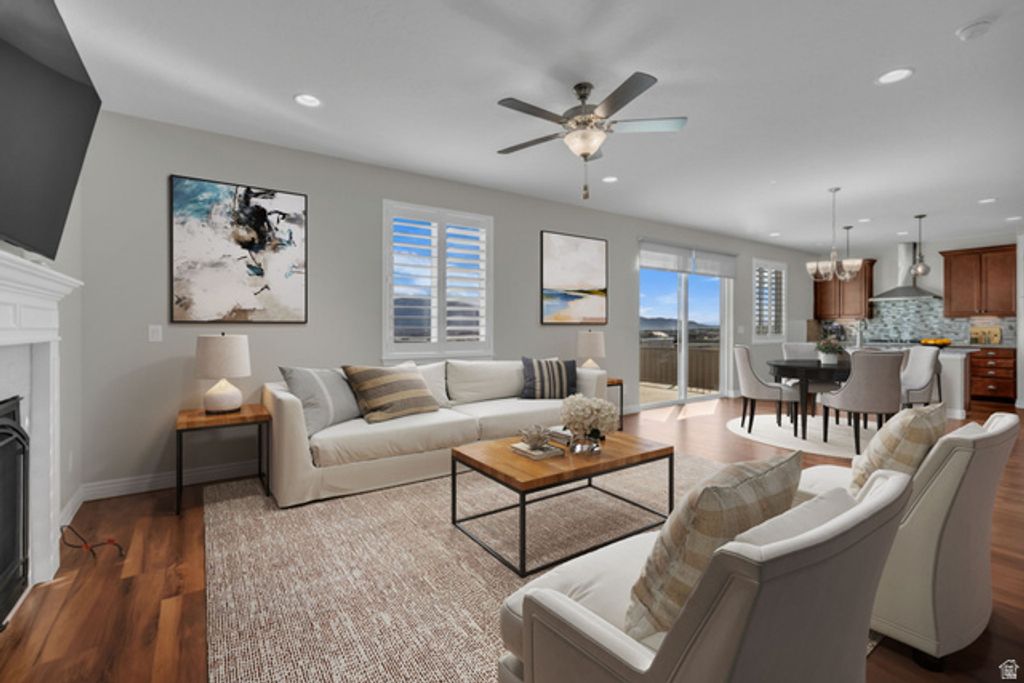 7427 S WOOD FARMS DR, West Jordan, UT 84084