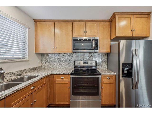 1843 S Pierson Ct, Lakewood, CO 80232