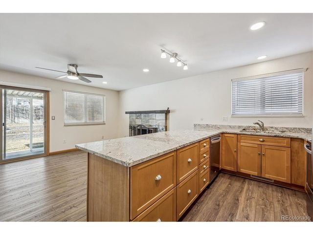 1843 S Pierson Ct, Lakewood, CO 80232