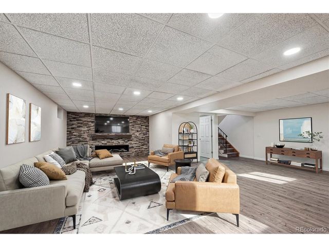 1843 S Pierson Ct, Lakewood, CO 80232