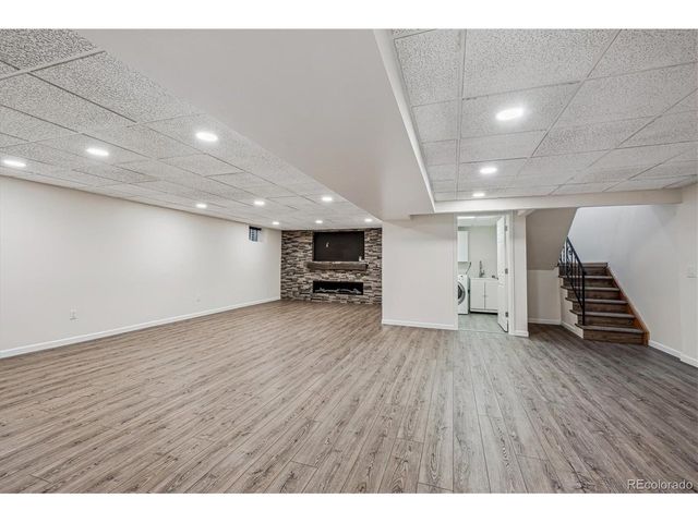 1843 S Pierson Ct, Lakewood, CO 80232