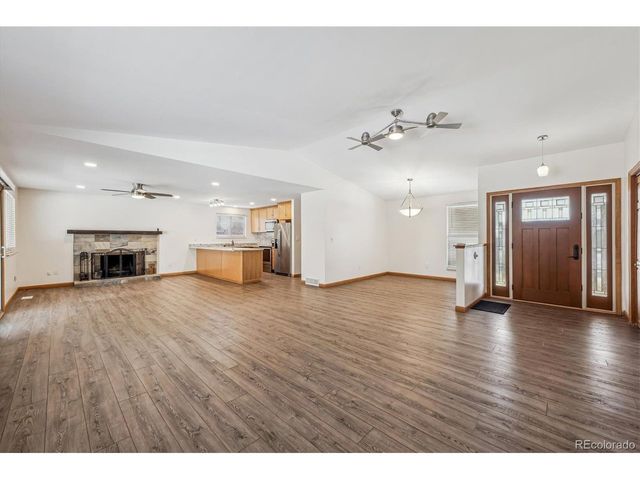 1843 S Pierson Ct, Lakewood, CO 80232