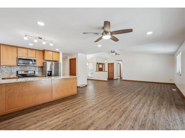 1843 S Pierson Ct, Lakewood, CO 80232