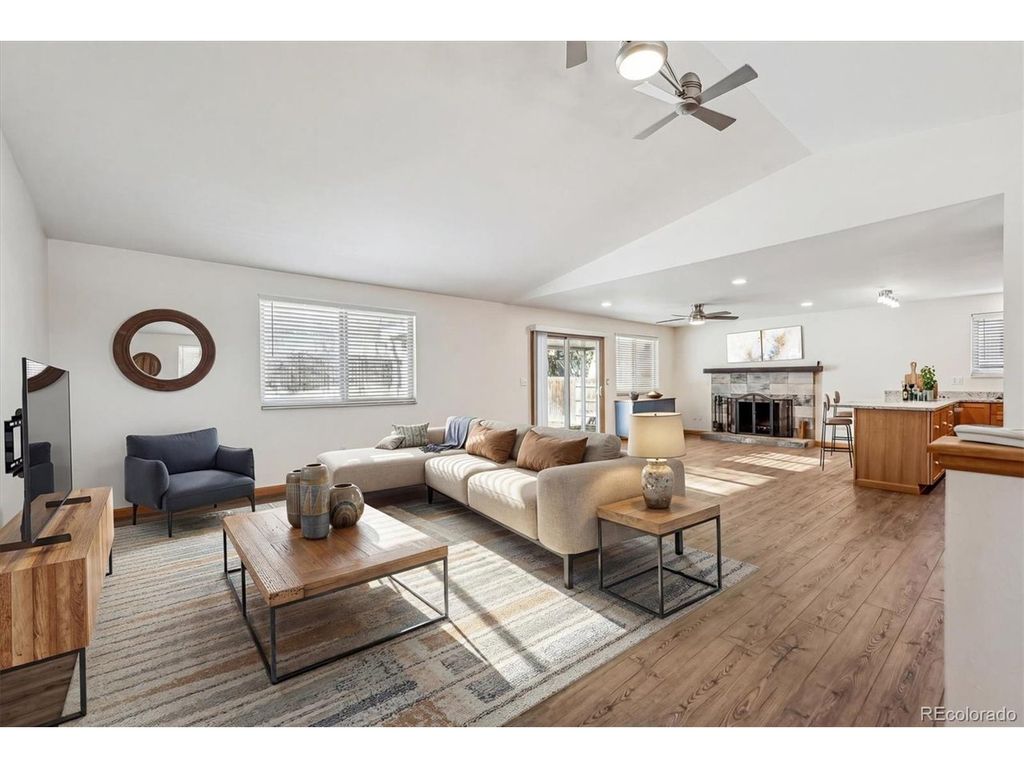 1843 S Pierson Ct, Lakewood, CO 80232