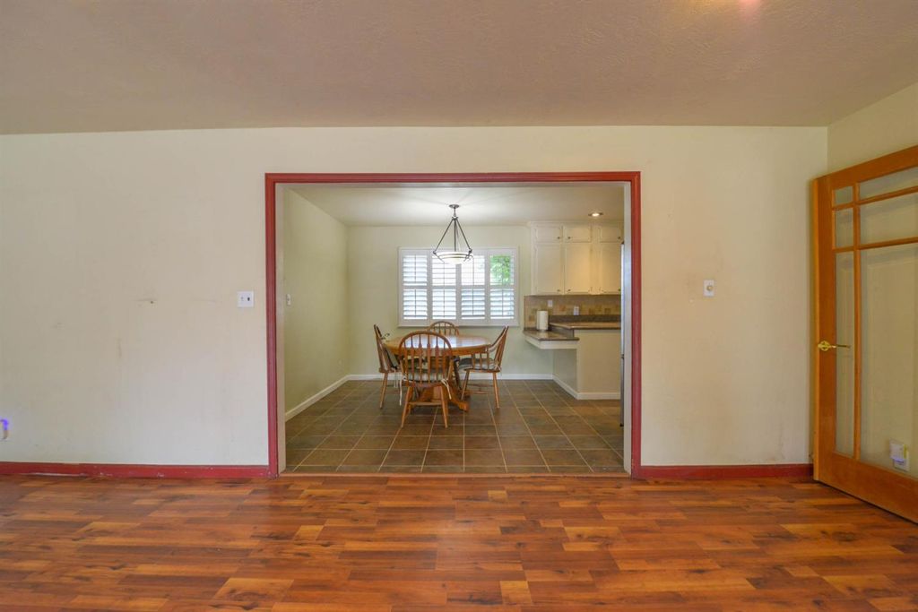 Image 23 of property listing at 1636 W Vartikian Avenue, Fresno, CA 93711