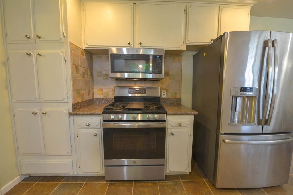 Image 31 of property listing at 1636 W Vartikian Avenue, Fresno, CA 93711
