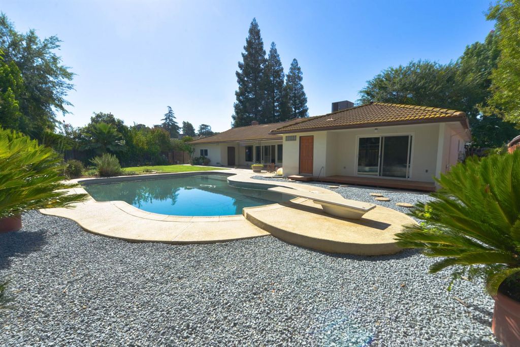 Image 47 of property listing at 1636 W Vartikian Avenue, Fresno, CA 93711
