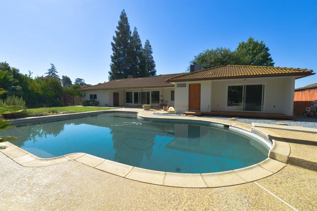 Image 48 of property listing at 1636 W Vartikian Avenue, Fresno, CA 93711
