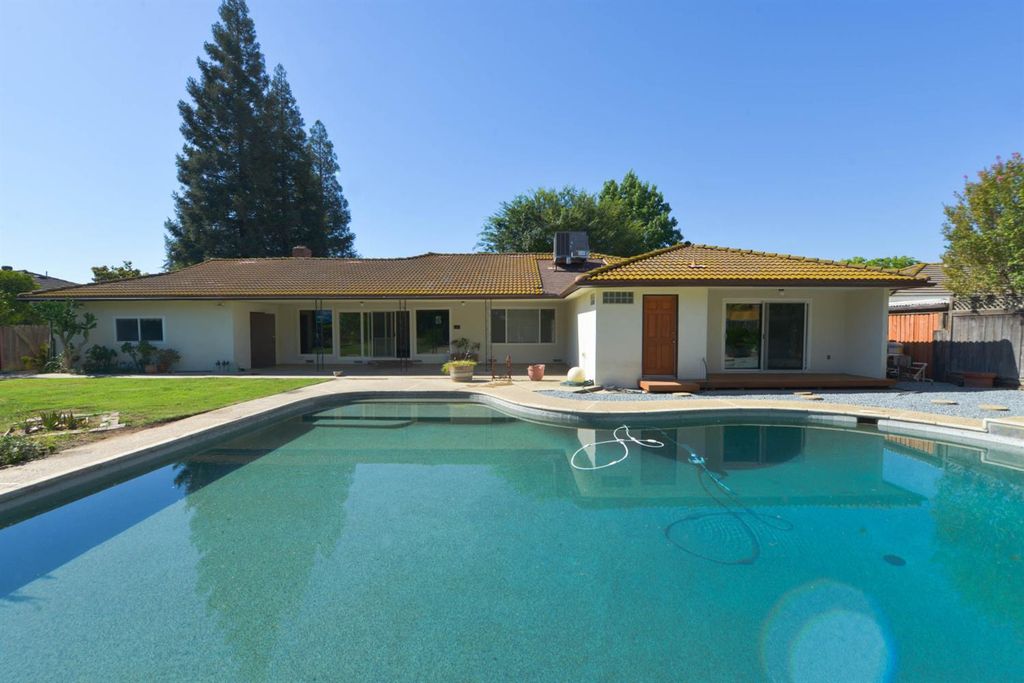 Image 49 of property listing at 1636 W Vartikian Avenue, Fresno, CA 93711