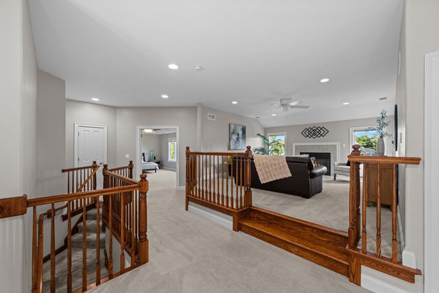 402 Deerfield Drive, Oswego, IL 60543