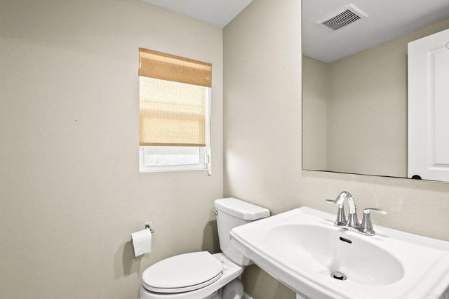 1856 Focus Dr, Chula Vista, CA 91915