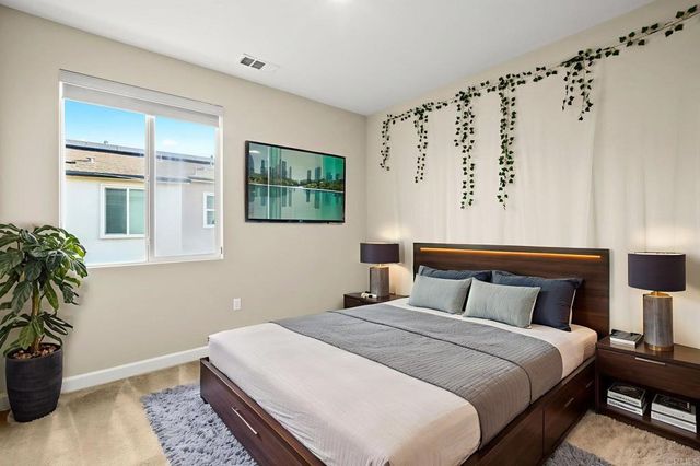 1856 Focus Dr, Chula Vista, CA 91915