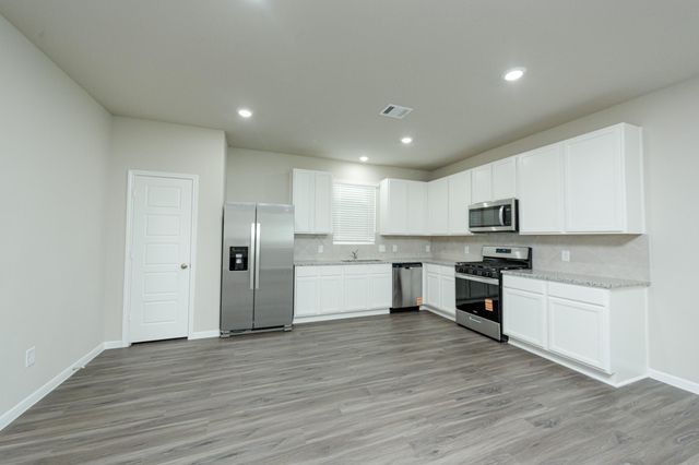 3074 Nickell Back Drive, Conroe, TX 77301