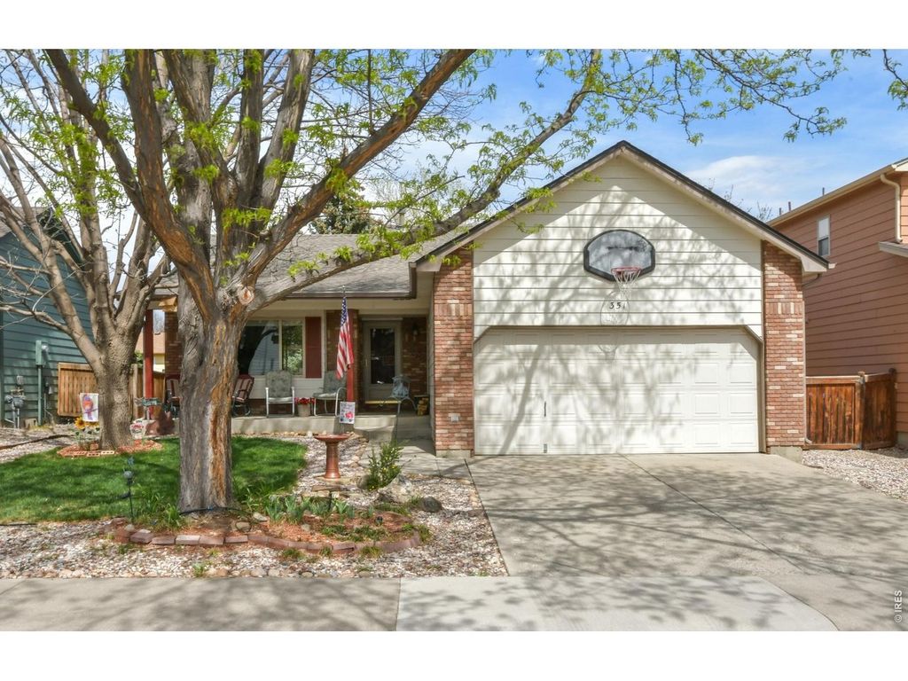 351 E 41st Ct, Loveland, CO 80538