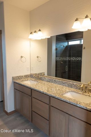 8029 N Pasture View St, Post Falls, ID 83854
